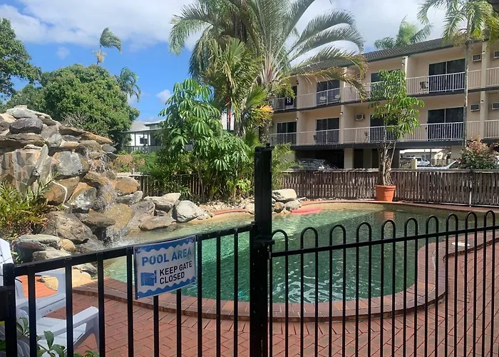 Cairns City Sheridan Motel